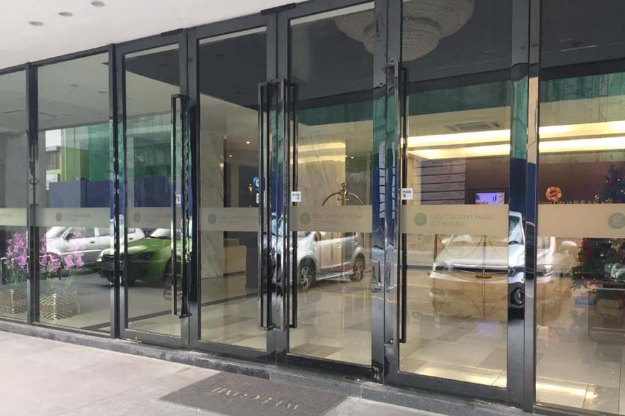 kính cường lực cho mặt tiền